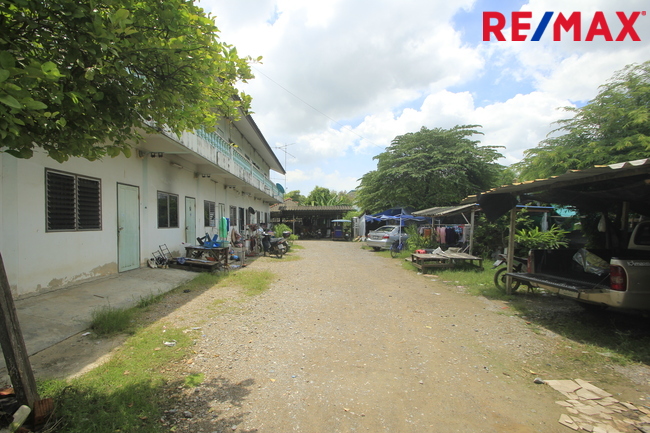 ขายกิจการหอพักอพาร์ทเม้นท์ 18ห้อง ที่ดิน 200ตารางวา ผู้เช่าเต็ม เลียบคลองสี่วาพาสวัสดิ์ ใกล้ศูนย์ดูแลผู้สูงอายุโรงพยาบาลศิริราช โรงเรียนวัดบางปิ้ง ถนนเศรษฐกิจ1 คุ้มค่าน่าลงทุน