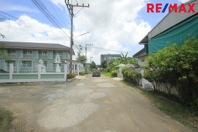 ขายกิจการหอพักอพาร์ทเม้นท์ 18ห้อง ที่ดิน 200ตารางวา ผู้เช่าเต็ม เลียบคลองสี่วาพาสวัสดิ์ ใกล้ศูนย์ดูแลผู้สูงอายุโรงพยาบาลศิริราช โรงเรียนวัดบางปิ้ง ถนนเศรษฐกิจ1 คุ้มค่าน่าลงทุน