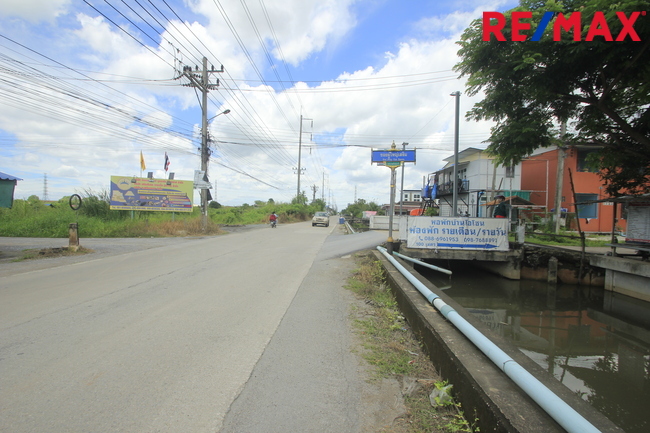 ขายกิจการหอพักอพาร์ทเม้นท์ 18ห้อง ที่ดิน 200ตารางวา ผู้เช่าเต็ม เลียบคลองสี่วาพาสวัสดิ์ ใกล้ศูนย์ดูแลผู้สูงอายุโรงพยาบาลศิริราช โรงเรียนวัดบางปิ้ง ถนนเศรษฐกิจ1 คุ้มค่าน่าลงทุน