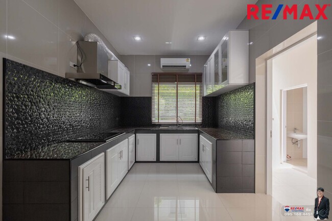 บ้านหรูบางนา TwoGrandeMonaco บางนา-วงแหวน (หลังมุม) บ้านเลขมงคล8 ร่มรื่น ใกล้เมกาบางนา