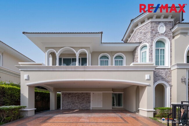 บ้านหรูบางนา TwoGrandeMonaco บางนา-วงแหวน (หลังมุม) บ้านเลขมงคล8 ร่มรื่น ใกล้เมกาบางนา