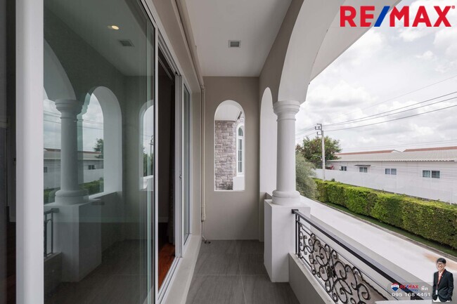 บ้านหรูบางนา TwoGrandeMonaco บางนา-วงแหวน (หลังมุม) บ้านเลขมงคล8 ร่มรื่น ใกล้เมกาบางนา