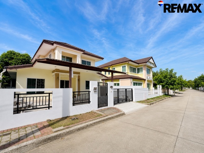 ขายบ้านเดี่ยว สัมมากร ราชพฤกษ์ 51 ตร.วา | 5 ห้องนอน มีห้องนอนล่าง ใกล้ MRT บางรักใหญ่ อยู่ใกล้โรงเรียนนานาชาติ DBS