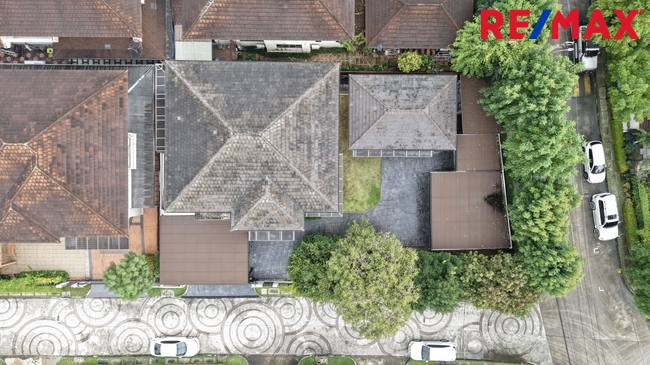 ขายบ้านเดี่ยว หมู่บ้าน เศรษฐสิริ ราชพฤกษ์-จรัญ 187 วา หลังมุม พร้อมเรือนรับรอง