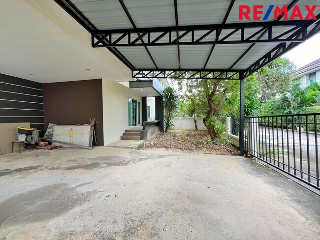 ขายบ้านเดี่ยว ซื่อตรงโคซี่ บางบัวทอง–340 (เฟส 5) แบบ Merit | 60 ตร.วา | ราคา 3.3 ล้านบาท | ทำเลบางบัวทอง นนทบุรี