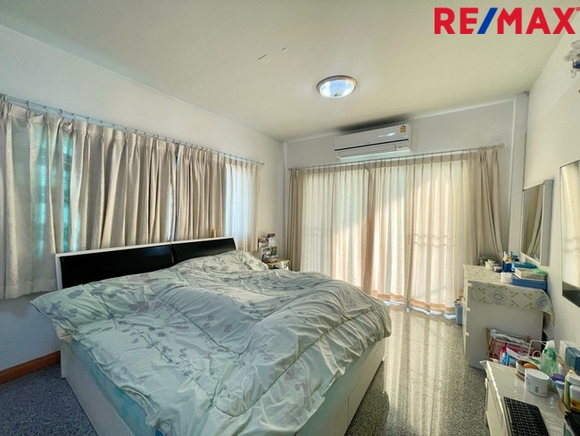 ขายบ้านเดี่ยวลาซาล–แบริ่ง 39 สุขุมวิท บางนา อ่อนนุช สุวรรณภูมิ BTS สายสีเขียวและสายสีเหลือง ใกล้โรงเรียนนานาชาติและสนามบินสุวรรณภูมิ Single House for Sale — Lasalle–Bearing 39, Sukhumvit