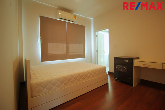 ขายบ้านเดี่ยว ลัดดารมย์ อิลิแกนซ์ วงแหวน สาทร มีห้องนอนชั้น1 ตกแต่งสวย 80 ตร.ว