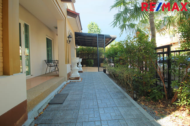 ขายบ้านเดี่ยว ลัดดารมย์ อิลิแกนซ์ วงแหวน สาทร มีห้องนอนชั้น1 ตกแต่งสวย 80 ตร.ว