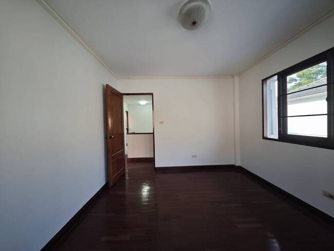 บ้านเดี่ยวใกล้ศูนย์ราชการนนทบุรี 53 ตร.ว. ราคาโดนใจ