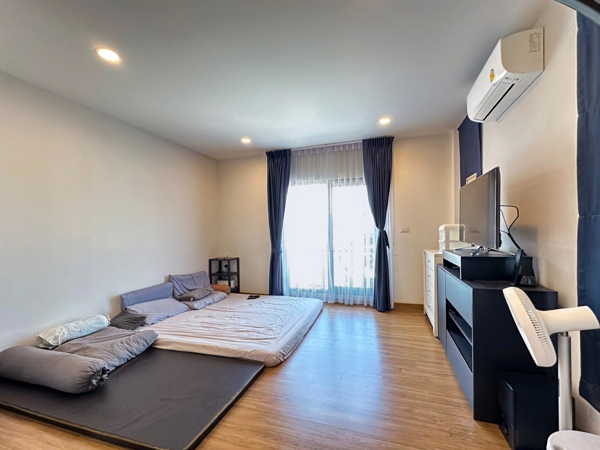 ขายบ้าน เซนโทร วงแหวน-จตุโชติ 4 นอน 5 น้ำ