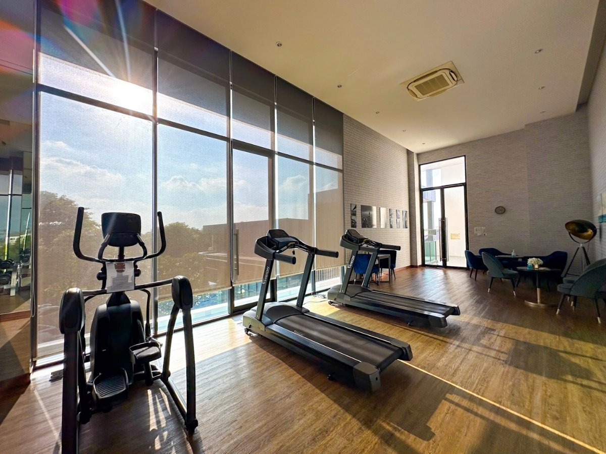 ขายบ้าน เซนโทร วงแหวน-จตุโชติ 4 นอน 5 น้ำ