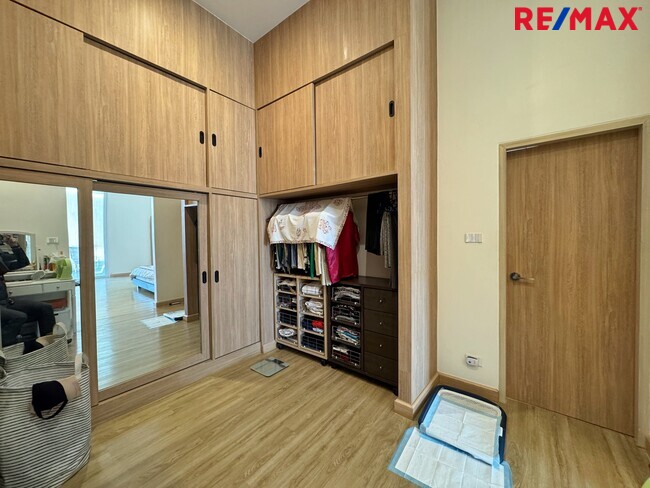 ขายบ้านชั้นเดียวสไตล์ Penthouse หมู่บ้าน ชัยพฤกษ์ วัดลาดปลาดุก วงแหวน–รัตนาธิเบศร์