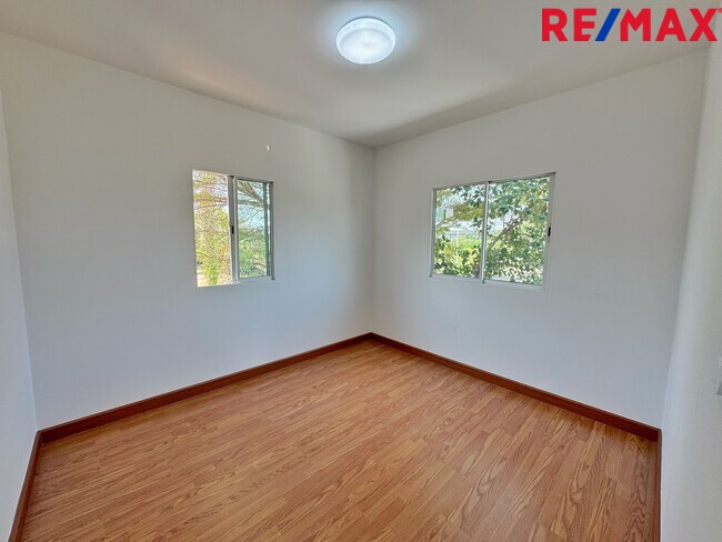 ขายบ้านเดี่ยว รีโนเวทใหม่ The Plant ราชพฤกษ์ หลังริม 66 ตร.วา (เดอะ แพลนท์ ราชพฤกษ์) ถูกที่สุดในโครงการ ใกล้วงเวียนพระราม 5 และ Central Westville