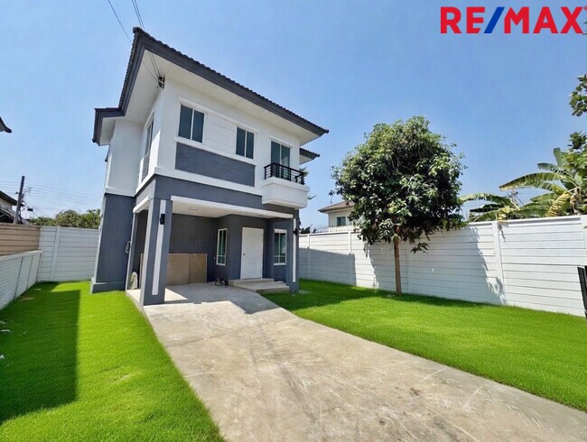 ขายบ้านเดี่ยว รีโนเวทใหม่ The Plant ราชพฤกษ์ หลังริม 66 ตร.วา (เดอะ แพลนท์ ราชพฤกษ์) ถูกที่สุดในโครงการ ใกล้วงเวียนพระราม 5 และ Central Westville