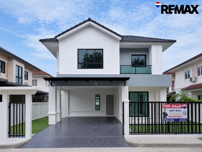 ขายบ้านเดี่ยว Perfect Place รัตนาธิเบศร์–ไทรม้า บ้านเดี่ยวทำเลดี หน้าบ้านไม่ชนใคร ราคาถูกที่สุดในโครงการ ถนนรัตนาธิเบศร์ ใกล้รถไฟฟ้าสายสีม่วง