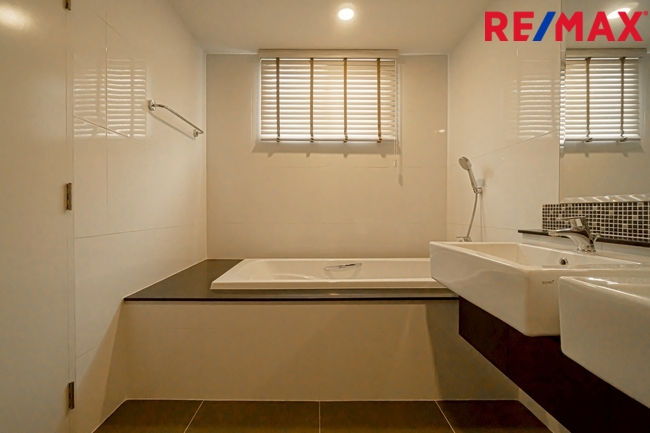 ขายบ้านหรูสุขสวัสดิ์39 THE CITY สาทร-สุขสวัสดิ์ (หลังมุม) แต่งสวย ขายขาดทุน