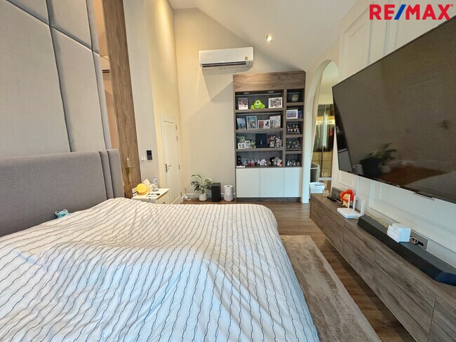 ขายบ้านเดี่ยวหลังริม บางกอกบูเลอวาร์ด เวสต์เกต | 83 ตร.ว. บิ้วท์อินทั้งหลัง ราคาพิเศษ 11.99 ล้าน