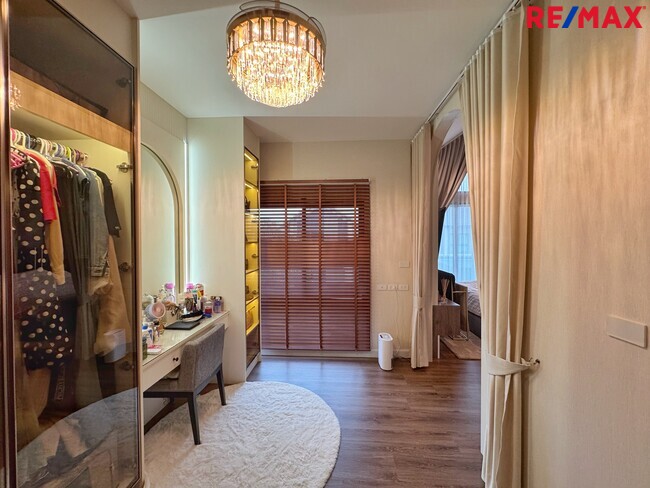 ขายบ้านเดี่ยวหลังริม บางกอกบูเลอวาร์ด เวสต์เกต | 83 ตร.ว. บิ้วท์อินทั้งหลัง ราคาพิเศษ 11.99 ล้าน