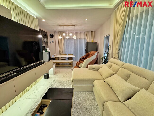 ขายบ้านเดี่ยวหลังริม บางกอกบูเลอวาร์ด เวสต์เกต | 83 ตร.ว. บิ้วท์อินทั้งหลัง ราคาพิเศษ 11.99 ล้าน