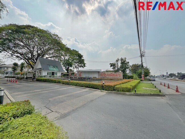 ขายบ้านเดี่ยว พฤกษ์ลดา ติวานนท์–ราชพฤกษ์ LAND & HOUSES | 4 ห้องนอน | ราคา 3.19 ล้าน ราคาถูกที่สุดในโครงการ