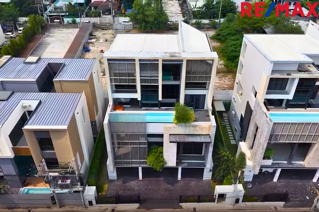 ขายโฮมออฟฟิศ Home Office โครงการ Penton อารีย์ ใจกลางเมือง 5 ชั้น 140 ตารางวา ทำเลดีมาก