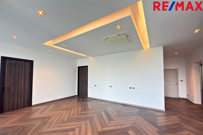 ขายโฮมออฟฟิศ Home Office โครงการ Penton อารีย์ ใจกลางเมือง 5 ชั้น 140 ตารางวา ทำเลดีมาก