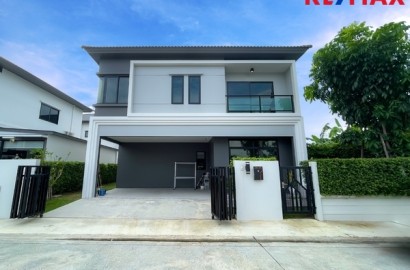 เช่า บ้านเดี่ยวแกรนด์ บริทาเนีย วงแหวน-รามอินทรา บ้านหลังมุม (พร้อมอยู่อาศัย) 4 ห้องนอน แอร์ 5 เครื่อง