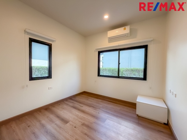 เช่า บ้านเดี่ยวแกรนด์ บริทาเนีย วงแหวน-รามอินทรา บ้านหลังมุม (พร้อมอยู่อาศัย) 4 ห้องนอน แอร์ 5 เครื่อง