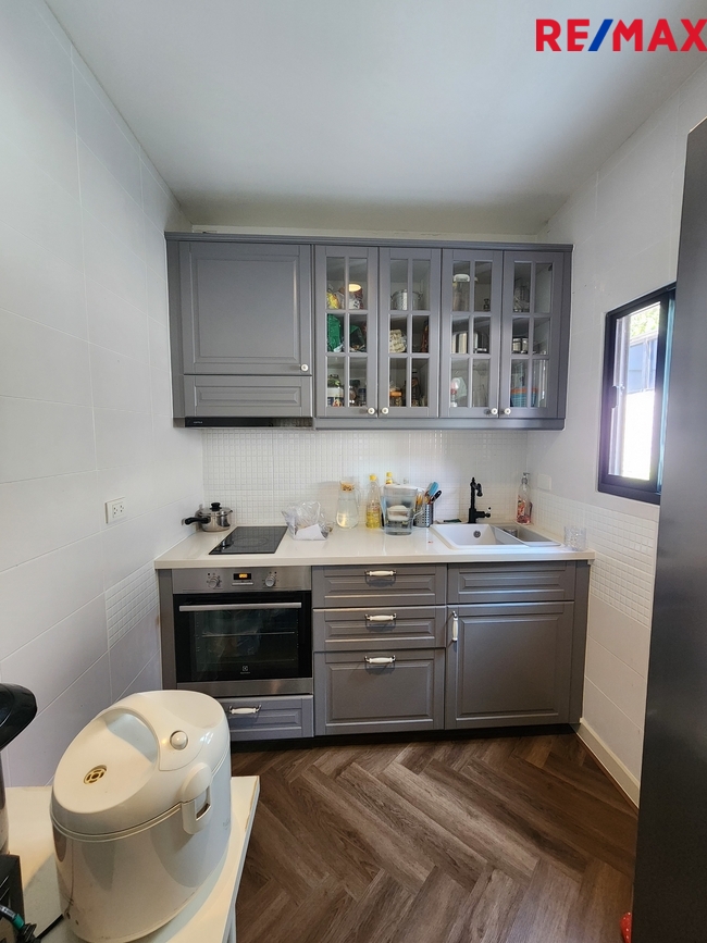 บ้านเดี่ยว 50 ตร.วา เพฟ ประชาอุทิศ 90 - Pave Prachauthit 90