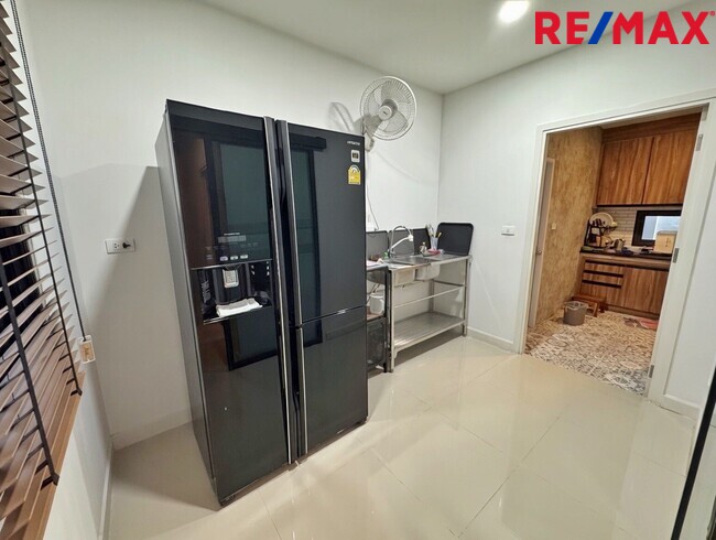 ขายขาดทุนกว่าล้าน! บ้านเดี่ยVenue Flow แจ้งวัฒนะ หลังใหญ่ 73 ตร.ว. ตำแหน่ง Rare Item วิวสวนส่วนกลางหน้าบ้าน (ไม่ชนใคร) 5 นอน สภาพใหม่พร้อมอยู่