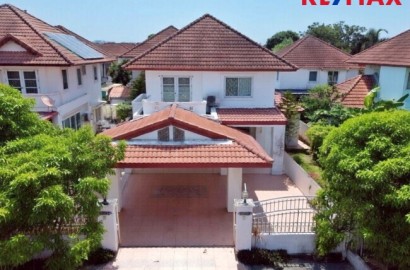 ขายบ้านเดี่ยว บางบัวทอง หมู่บ้าน ศิริวรรณ ชวนชม 66 ตร.ว. หลังริม ถนนเมน บางกรวย ไทรน้อย ใกล้รถไฟฟ้าสายสีม่วง ราคาถูกที่สุดในโครงการ!