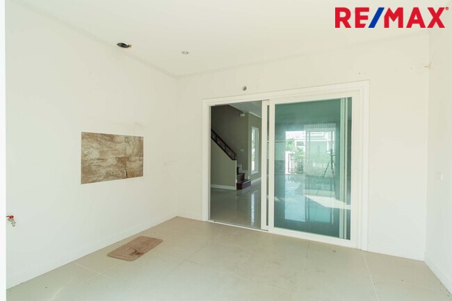 ขายบ้านเดี่ยว หมู่บ้านศุภาลัย ไพรด์ ประชาอุทิศ (Supalai Pride Prachauthit) ถนนเมน กว้าง 12 เมตร