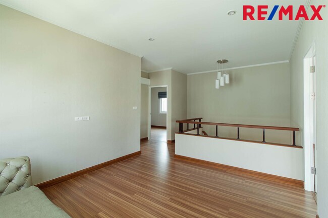 ขายบ้านเดี่ยว หมู่บ้านศุภาลัย ไพรด์ ประชาอุทิศ (Supalai Pride Prachauthit) ถนนเมน กว้าง 12 เมตร