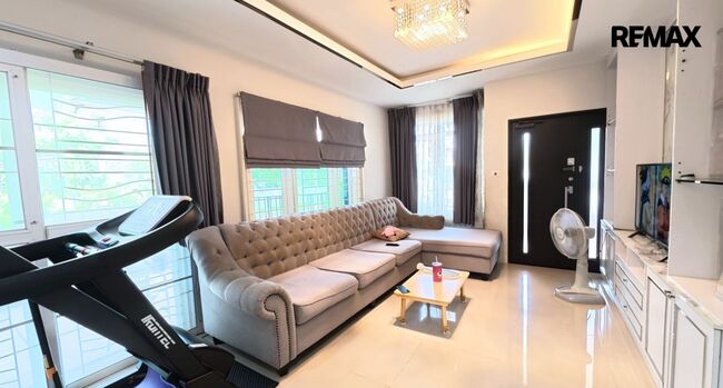 ขายบ้านเดี่ยวหลังมุมหน้าสวน หมู่บ้านพาร์คเวย์ แอทอิช รามคำแหง(ซ.190/1) ใกล้รถไฟฟ้าสายสีส้มและสีชมพู