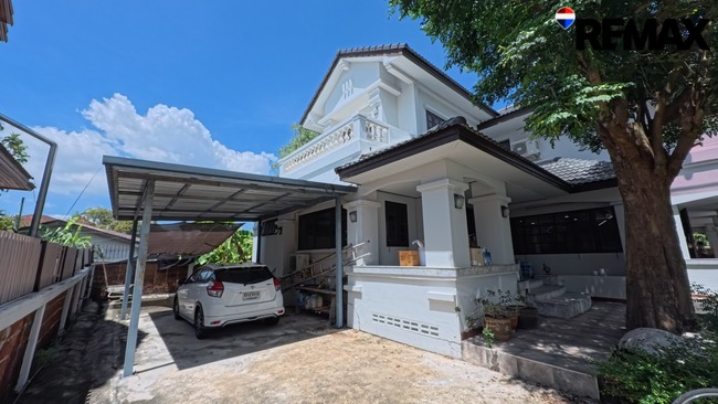บ้านเดี่ยวลดาวัลย์ ปิ่นเกล้า-พุทธมณฑลสาย 3 ที่ดิน 281 ตารางวา พื้นที่มากถึง 535 ตารางเมตร เพียง 17.7 ล้าน "บ้านหลังใหญ่ที่ใช่ — หายากแล้วในราคานี้"