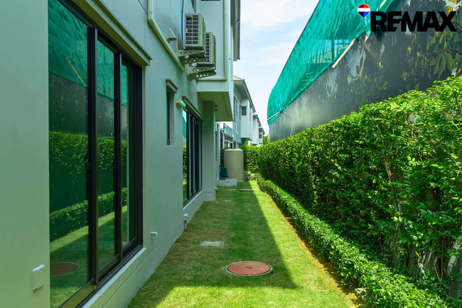 ขายบ้าน Grand Bangkok Boulevard ราชพฤกษ์ ปิ่นเกล้า หลังริม 126 ตารางวา ราคาถูกสุดในโครงการ