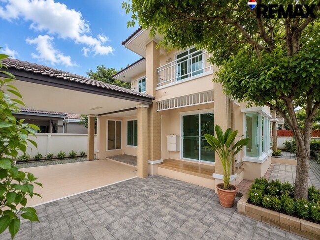 ขายบ้านเดี่ยว สัมมากร ราชพฤกษ์ 68 ตร.ว. ทำเลติดราชพฤกษ์ ใกล้ DBS และ MRT พร้อมเข้าอยู่