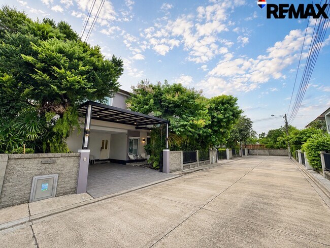 ขายบ้านเดี่ยว Casa Presto ราชพฤกษ์–แจ้งวัฒนะ บ้านสวยพร้อมอยู่ Built-in ทั้งหลัง ราคาถูกที่สุดในโครงการ