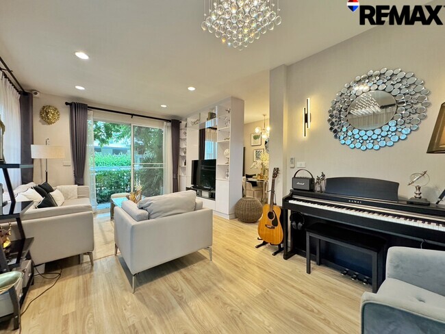 ขายบ้านเดี่ยว Casa Presto ราชพฤกษ์–แจ้งวัฒนะ บ้านสวยพร้อมอยู่ Built-in ทั้งหลัง ราคาถูกที่สุดในโครงการ
