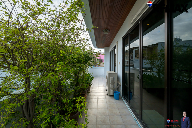 "บ้าน" แบบ Sky Terrace บนเส้น เจริญรัถ ใกล้ Icon Siam!! , 50 ตร.วา, 493 ตร.ม