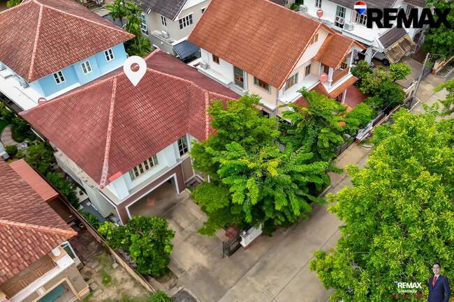 (มาใหม่! ) วรารมย์ ประชาอุทิศ 98, ราคาดีที่สุดในโครงการ!! 76 ตร.วา 229 ตร.ม. 3 ห้องนอน 3 ห้องน้ำ 2 ที่จอดรถ สภาพในบ้าน สบายสวย! ครัว Built ได้ลงตัว