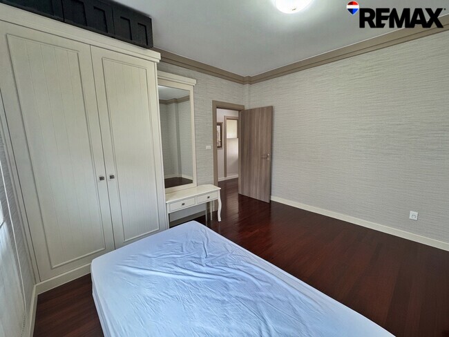 [ขายขาดทุน!!] บ้านเดี่ยว เศรษฐสิริ ชัยพฤกษ์-แจ้งวัฒนะ บ้านตัวอย่างแต่งหรูทั้งหลัง 260 ตร.ม. 5 ห้องนอน ใกล้สวน-คลับเฮ้าส์เพียง 100 ม. ทำเลดีที่สุดบนถนนชัยพฤกษ์-ราชพฤกษ์