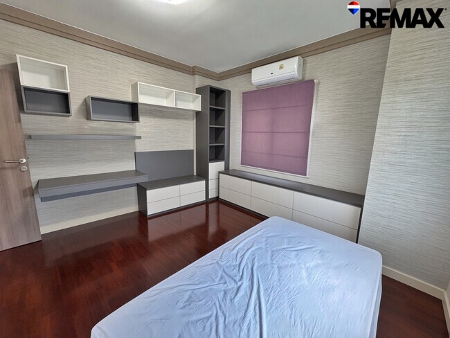 [ขายขาดทุน!!] บ้านเดี่ยว เศรษฐสิริ ชัยพฤกษ์-แจ้งวัฒนะ บ้านตัวอย่างแต่งหรูทั้งหลัง 260 ตร.ม. 5 ห้องนอน ใกล้สวน-คลับเฮ้าส์เพียง 100 ม. ทำเลดีที่สุดบนถนนชัยพฤกษ์-ราชพฤกษ์