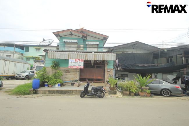 บ้านเดี่ยวเพชรเกษมพุทธมณฑลสาย3ซอย2 บ้านนอกโครงการไม่มีค่าส่วนกลาง ริมถนนเมนค้าขายทำธุรกิจได้ หลังบิ๊กซีโฮมโปรเพชรเกษม การเดินทางสะดวกใกล้มหาลัยเอเชียอาคเนย์ โรงพยาบาลวิชัยเวช