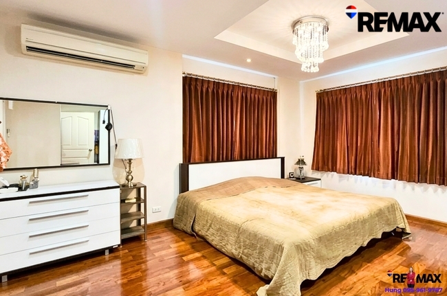 ขาย บ้านลัดดารมย์ ราชพฤกษ์ - ปิ่นเกล้า บ้านใกล้ Central Westville มีห้องนอนชั้นล่าง ปรังปรุงใหม่ไม่ถึงปี พร้อมเข้าอยู่ บนทำเลศักยภาพ ในราคาเพียง 7.55 ล้านบาทเท่านั้น