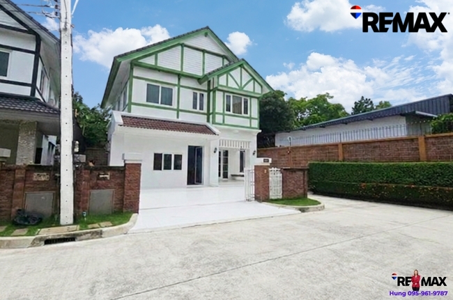 ขาย บ้านลัดดารมย์ ราชพฤกษ์ - ปิ่นเกล้า บ้านใกล้ Central Westville มีห้องนอนชั้นล่าง ปรังปรุงใหม่ไม่ถึงปี พร้อมเข้าอยู่ บนทำเลศักยภาพ ในราคาเพียง 7.55 ล้านบาทเท่านั้น