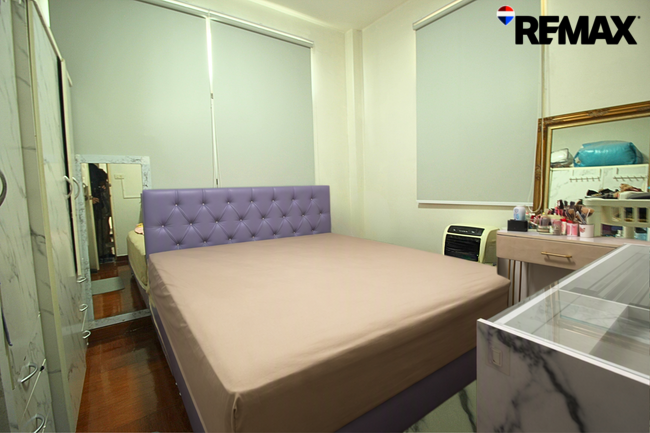บ้านเดี่ยว บางแวก ราชพฤกษ์ จรัญสนิทวงศ์ เข้าซอยเพียง 200 เมตร 4 ห้องนอน 60 ตร.ว.