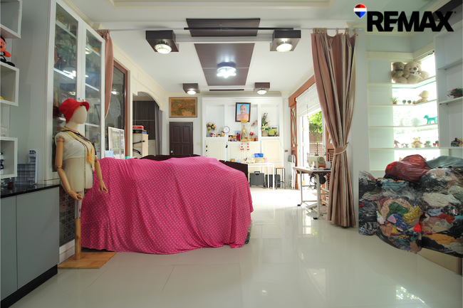 บ้านเดี่ยว บางแวก ราชพฤกษ์ จรัญสนิทวงศ์ เข้าซอยเพียง 200 เมตร 4 ห้องนอน 60 ตร.ว.