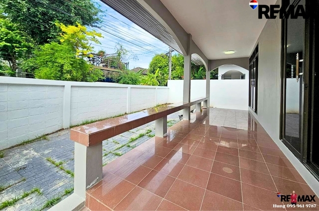 ขาย บ้านสวนผัก ซอย 11 (เข้าซอย500ม.) 72.5 ตร.วา ทำเลศักยภาพ ใกล้ Central Westville ราชพฤกษ์ เพียง 15 นาที ปรับปรุงใหม่ ก.ย. 69 สภาพดี พร้อมเข้าอยู่ ขาย 6 ล้านบาทเท่านั้น