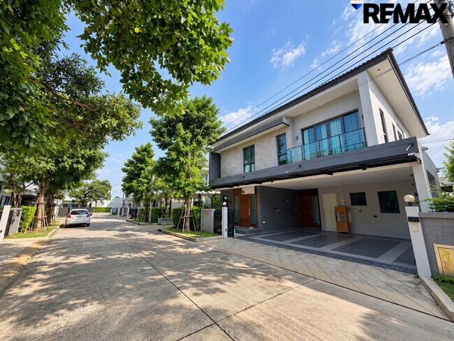 ขายบ้านเดี่ยว THE CITY ติวานนท์–งามวงศ์วาน เฟส 1 บ้านหรูแบบ KAIRA 285 ตร.ม. ที่ดิน 69.7 ตร.ว. ราคา 15.9 ล้านบาท